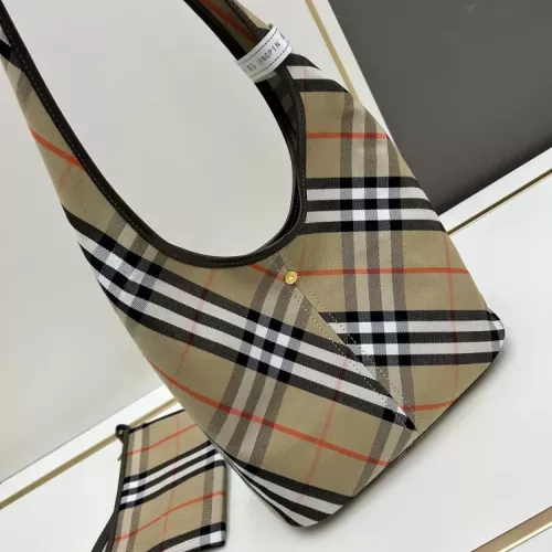 Cheap Burberry AAA Quality Shoulder Bags For Women #1358489 Replica Wholesale [$102.00 USD] [ITEM#1358489] on Replica Burberry AAA Quality Shoulder Bags