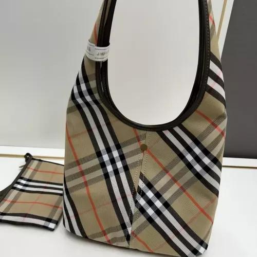 Cheap Burberry AAA Quality Shoulder Bags For Women #1358489 Replica Wholesale [$102.00 USD] [ITEM#1358489] on Replica Burberry AAA Quality Shoulder Bags