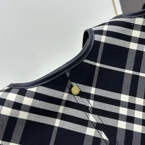 Cheap Burberry AAA Quality Shoulder Bags For Women #1358496 Replica Wholesale [$105.00 USD] [ITEM#1358496] on Replica Burberry AAA Quality Shoulder Bags