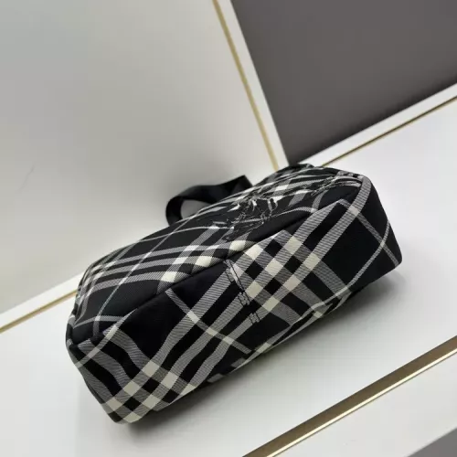Cheap Burberry AAA Quality Messenger Bags For Unisex #1358507 Replica Wholesale [$98.00 USD] [ITEM#1358507] on Replica Burberry AAA Quality Messenger Bags