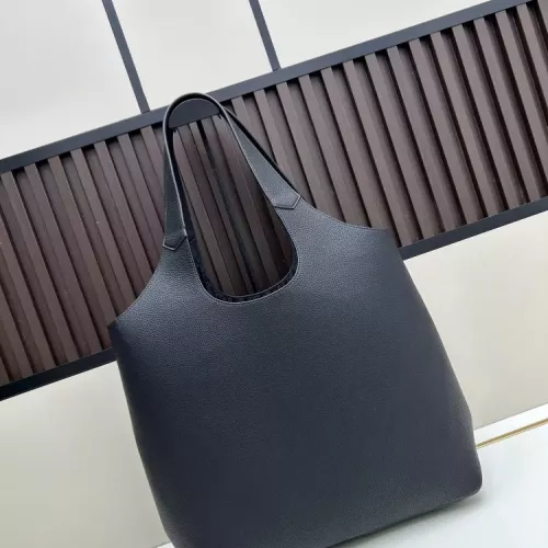 Cheap Christian Dior AAA Quality Shoulder Bags For Women #1358603 Replica Wholesale [$102.00 USD] [ITEM#1358603] on Replica Christian Dior AAA Quality Shoulder Bags