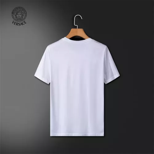 Cheap Versace T-Shirts Short Sleeved For Men #1358649 Replica Wholesale [$25.00 USD] [ITEM#1358649] on Replica Versace T-Shirts