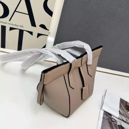 Cheap Fendi AAA Quality Shoulder Bags For Women #1358779 Replica Wholesale [$96.00 USD] [ITEM#1358779] on Replica Fendi AAA Quality Shoulder Bags