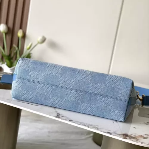 Cheap Louis Vuitton AAA Quality Messenger Bags For Women #1358899 Replica Wholesale [$220.00 USD] [ITEM#1358899] on Replica Louis Vuitton AAA Quality Messenger Bags