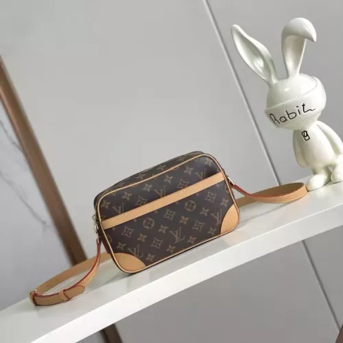 Louis Vuitton AAA Quality Messenger Bags For Women #1358907