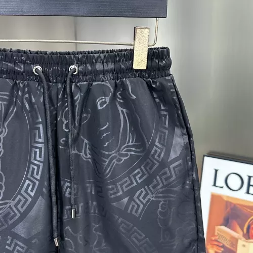 Cheap Versace Pants For Men #1358971 Replica Wholesale [$42.00 USD] [ITEM#1358971] on Replica Versace Pants