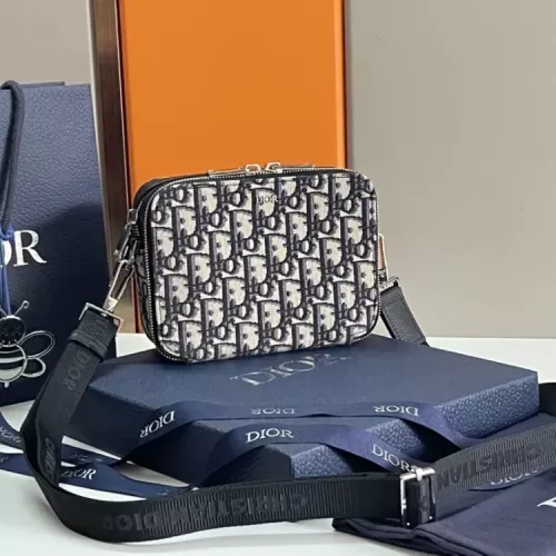 Christian Dior AAA Man Messenger Bags #1359160