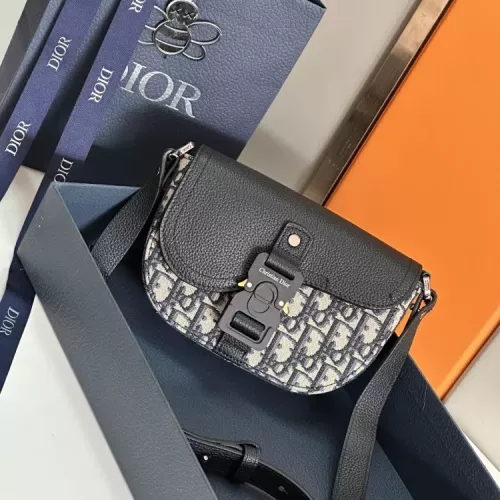 Christian Dior AAA Man Messenger Bags #1359164