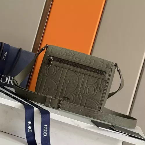 Christian Dior AAA Man Messenger Bags #1359172