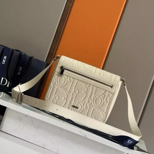 Christian Dior AAA Man Messenger Bags #1359173