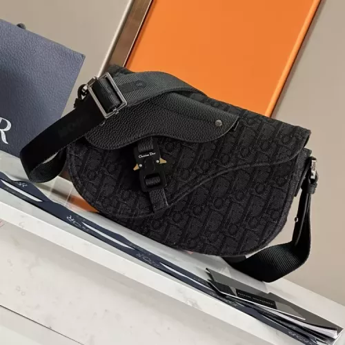Christian Dior AAA Man Messenger Bags #1359177