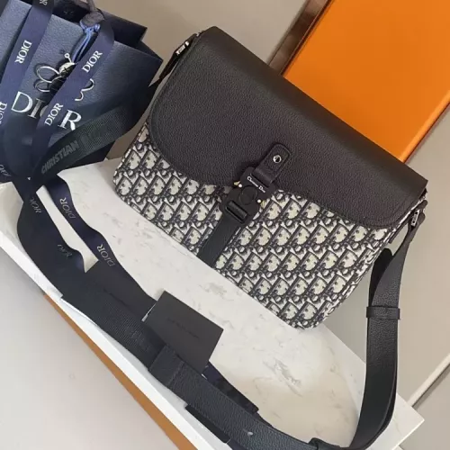 Christian Dior AAA Man Messenger Bags #1359192