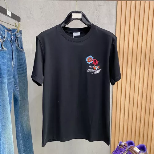 Christian Dior T-Shirts Short Sleeved For Unisex #1359254