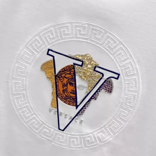 Cheap Versace T-Shirts Short Sleeved For Unisex #1359273 Replica Wholesale [$64.00 USD] [ITEM#1359273] on Replica Versace T-Shirts