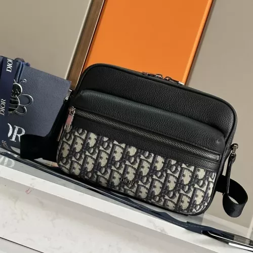Christian Dior AAA Man Messenger Bags #1359320