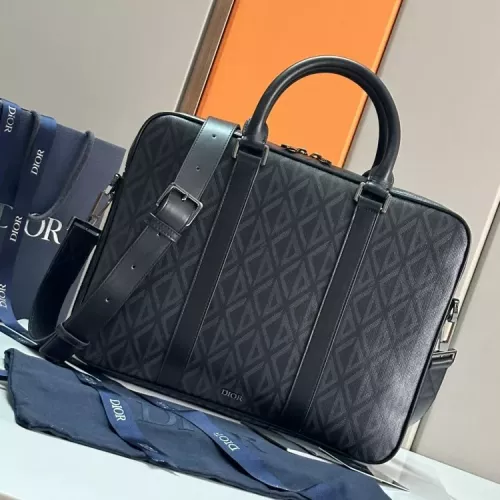 Christian Dior AAA Man Handbags #1359330