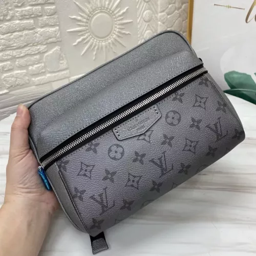 Cheap Louis Vuitton AAA Man Messenger Bags #1359519 Replica Wholesale [$160.00 USD] [ITEM#1359519] on Replica Louis Vuitton AAA Man Messenger Bags