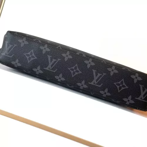 Cheap Louis Vuitton AAA Man Wallets #1359524 Replica Wholesale [$85.00 USD] [ITEM#1359524] on Replica Louis Vuitton AAA Man Wallets