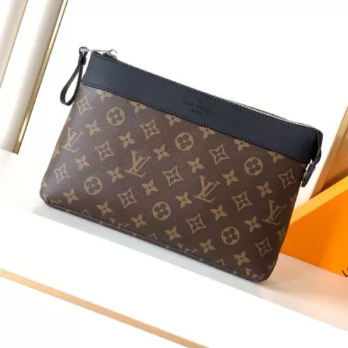 Louis Vuitton AAA Man Wallets #1359525