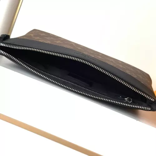 Cheap Louis Vuitton AAA Man Wallets #1359525 Replica Wholesale [$85.00 USD] [ITEM#1359525] on Replica Louis Vuitton AAA Man Wallets