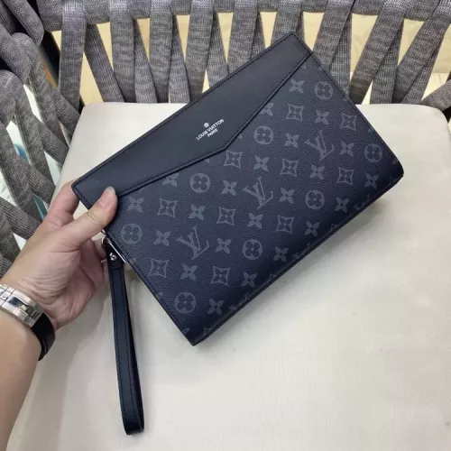 Louis Vuitton AAA Man Wallets #1359527