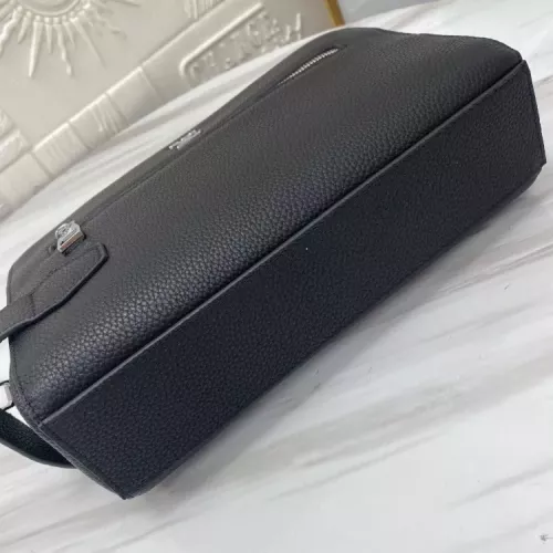 Cheap Louis Vuitton AAA Man Wallets #1359530 Replica Wholesale [$96.00 USD] [ITEM#1359530] on Replica Louis Vuitton AAA Man Wallets