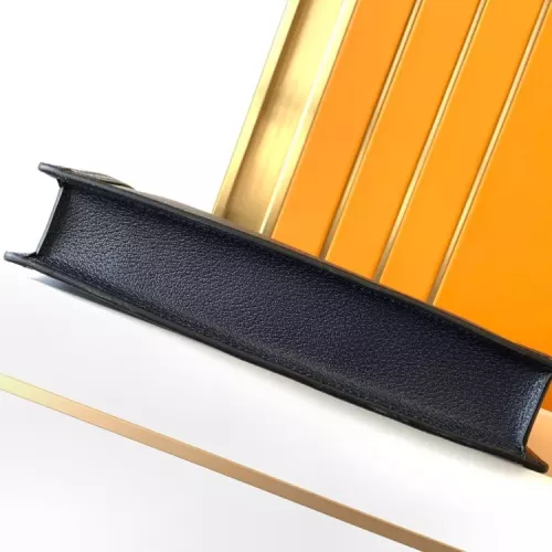 Cheap Gucci AAA Man Wallets #1359533 Replica Wholesale [$92.00 USD] [ITEM#1359533] on Replica Gucci AAA Man Wallets