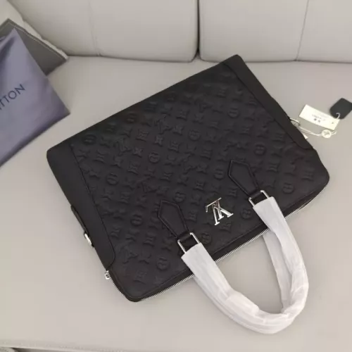 Cheap Louis Vuitton AAA Man Handbags #1359683 Replica Wholesale [$162.00 USD] [ITEM#1359683] on Replica Louis Vuitton AAA Man Handbags