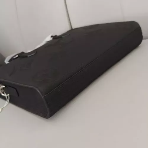 Cheap Louis Vuitton AAA Man Handbags #1359684 Replica Wholesale [$162.00 USD] [ITEM#1359684] on Replica Louis Vuitton AAA Man Handbags