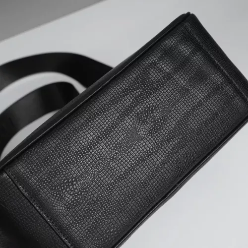 Cheap Louis Vuitton AAA Man Messenger Bags #1359685 Replica Wholesale [$108.00 USD] [ITEM#1359685] on Replica Louis Vuitton AAA Man Messenger Bags