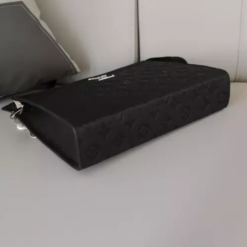 Cheap Louis Vuitton AAA Man Wallets #1359689 Replica Wholesale [$96.00 USD] [ITEM#1359689] on Replica Louis Vuitton AAA Man Wallets