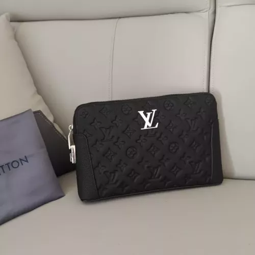 Louis Vuitton AAA Man Wallets #1359690
