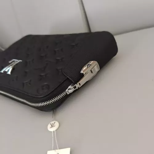 Cheap Louis Vuitton AAA Man Wallets #1359690 Replica Wholesale [$96.00 USD] [ITEM#1359690] on Replica Louis Vuitton AAA Man Wallets
