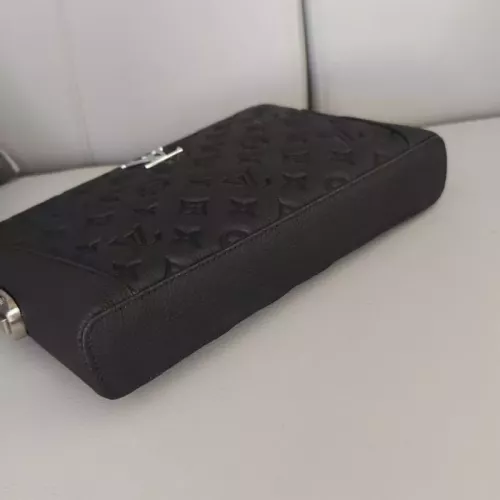 Cheap Louis Vuitton AAA Man Wallets #1359690 Replica Wholesale [$96.00 USD] [ITEM#1359690] on Replica Louis Vuitton AAA Man Wallets