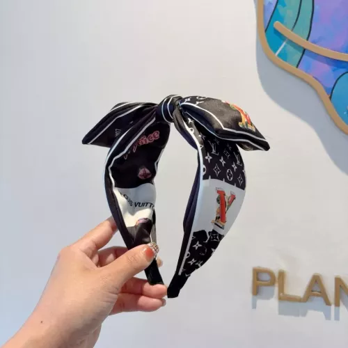 Cheap Louis Vuitton LV Headband For Women #1359939 Replica Wholesale [$27.00 USD] [ITEM#1359939] on Replica Louis Vuitton LV Headband