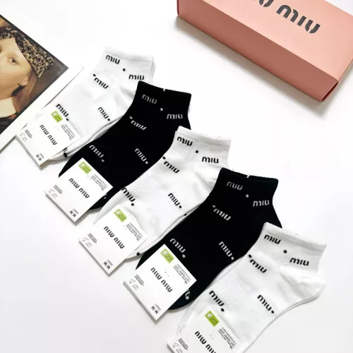 Cheap MIU MIU Socks #1360059 Replica Wholesale [$27.00 USD] [ITEM#1360059] on Replica MIU MIU Socks