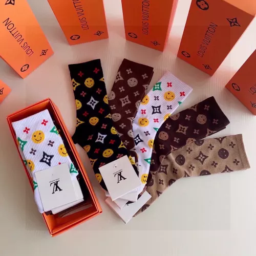 Cheap Louis Vuitton LV Socks #1360308 Replica Wholesale [$29.00 USD] [ITEM#1360308] on Replica Louis Vuitton LV Socks