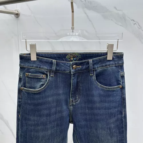 Cheap Versace Jeans For Men #1361362 Replica Wholesale [$88.00 USD] [ITEM#1361362] on Replica Versace Jeans
