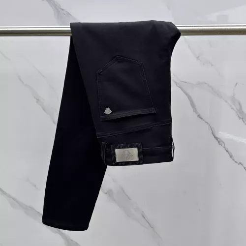 Cheap Versace Jeans For Men #1361363 Replica Wholesale [$88.00 USD] [ITEM#1361363] on Replica Versace Jeans