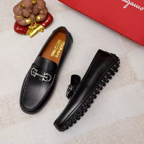 Salvatore Ferragamo Leather Shoes For Men #1361678