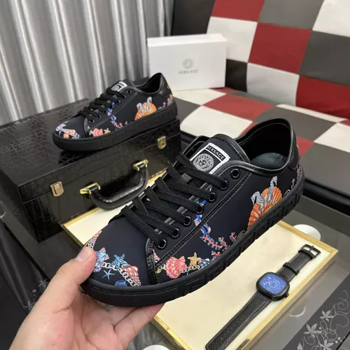 Versace Casual Shoes For Men #1361696