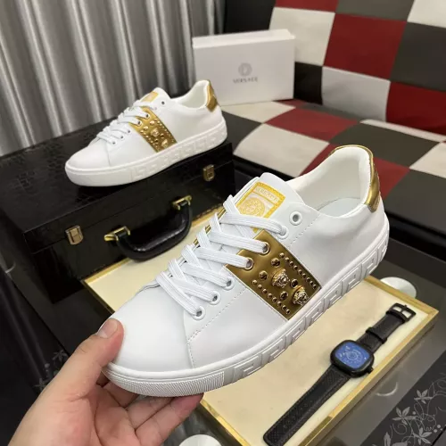 Versace Casual Shoes For Men #1361697