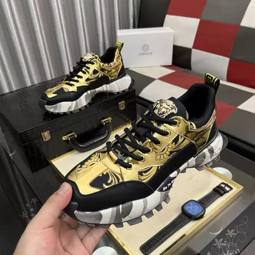 Versace Casual Shoes For Men #1361763