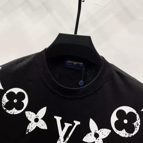 Cheap Louis Vuitton LV T-Shirts Short Sleeved For Unisex #1361887 Replica Wholesale [$39.00 USD] [ITEM#1361887] on Replica Louis Vuitton LV T-Shirts