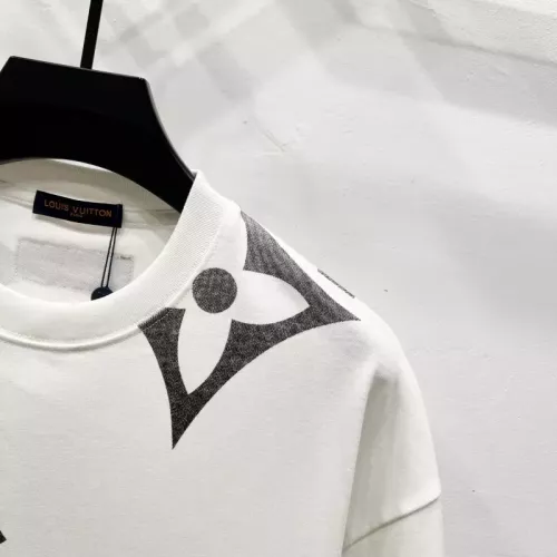 Cheap Louis Vuitton LV T-Shirts Short Sleeved For Unisex #1361892 Replica Wholesale [$40.00 USD] [ITEM#1361892] on Replica Louis Vuitton LV T-Shirts