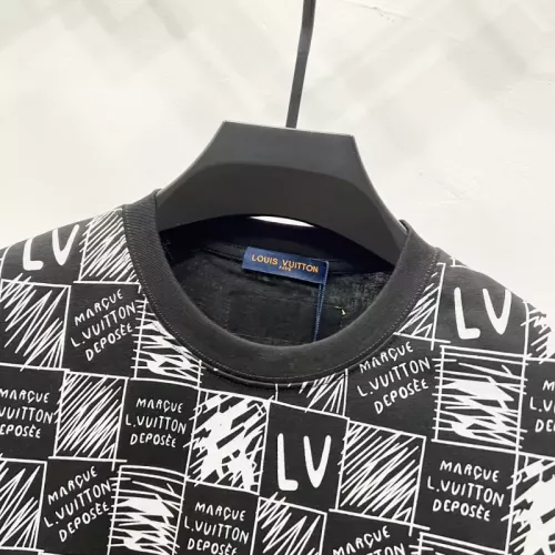 Cheap Louis Vuitton LV T-Shirts Short Sleeved For Unisex #1361895 Replica Wholesale [$40.00 USD] [ITEM#1361895] on Replica Louis Vuitton LV T-Shirts