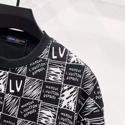 Cheap Louis Vuitton LV T-Shirts Short Sleeved For Unisex #1361895 Replica Wholesale [$40.00 USD] [ITEM#1361895] on Replica Louis Vuitton LV T-Shirts