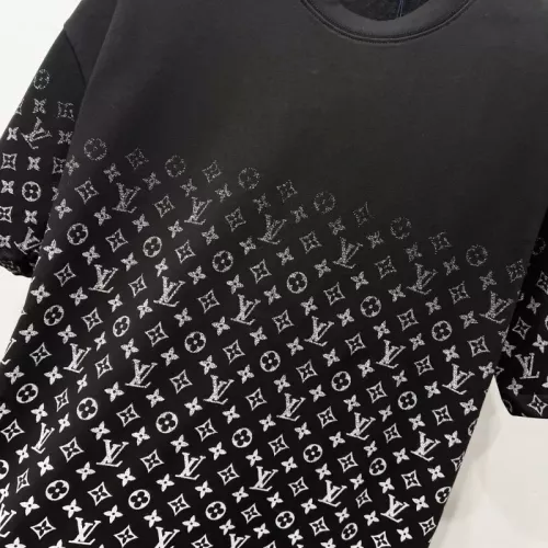 Cheap Louis Vuitton LV T-Shirts Short Sleeved For Unisex #1361918 Replica Wholesale [$40.00 USD] [ITEM#1361918] on Replica Louis Vuitton LV T-Shirts