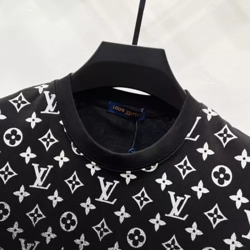 Cheap Louis Vuitton LV T-Shirts Short Sleeved For Unisex #1361920 Replica Wholesale [$40.00 USD] [ITEM#1361920] on Replica Louis Vuitton LV T-Shirts