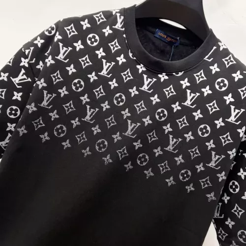 Cheap Louis Vuitton LV T-Shirts Short Sleeved For Unisex #1361920 Replica Wholesale [$40.00 USD] [ITEM#1361920] on Replica Louis Vuitton LV T-Shirts